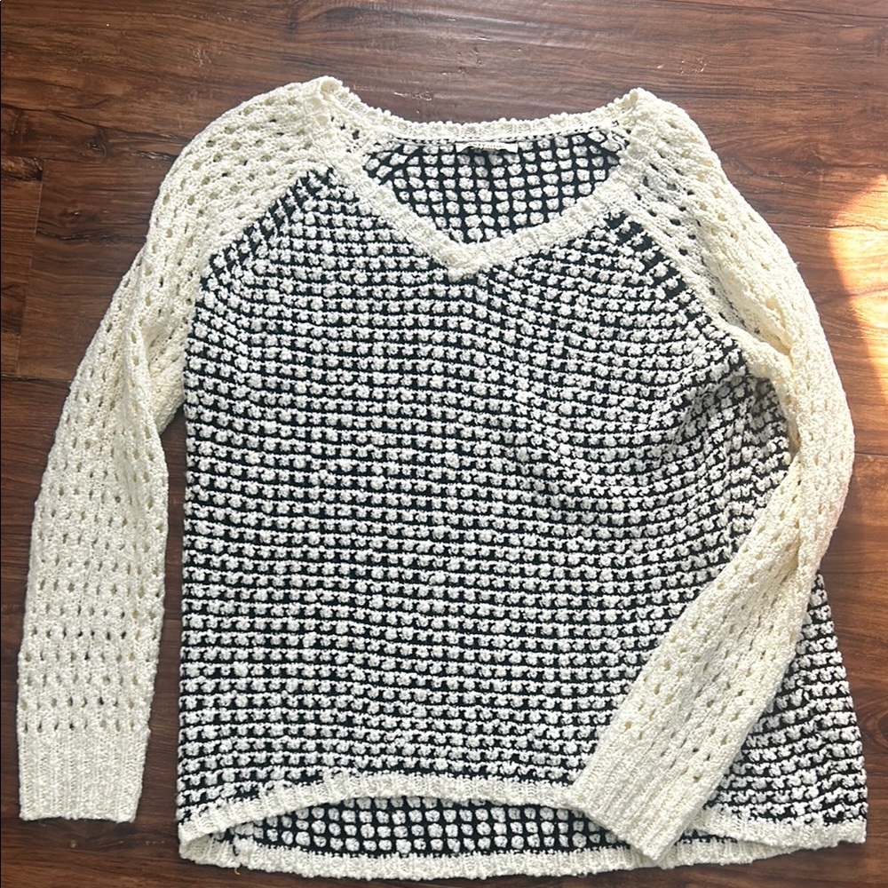 Chic Black and Cream Knit Sweater